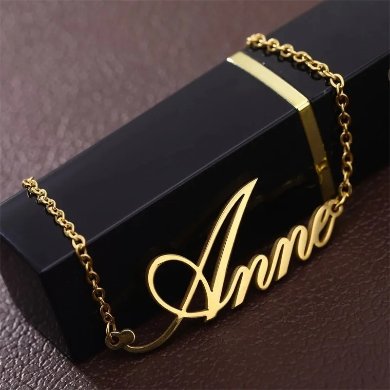 Anne Personalized Necklace